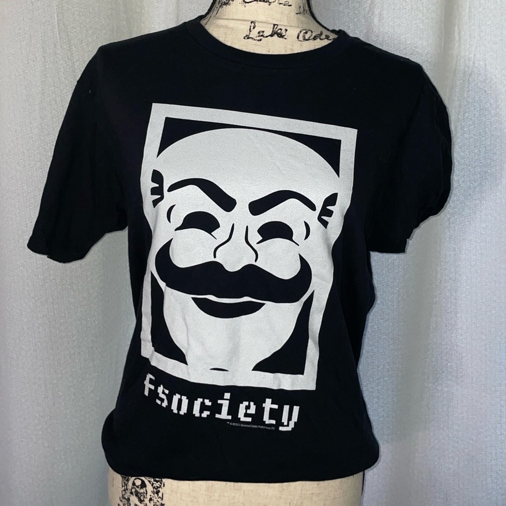 Mr Robot Tee